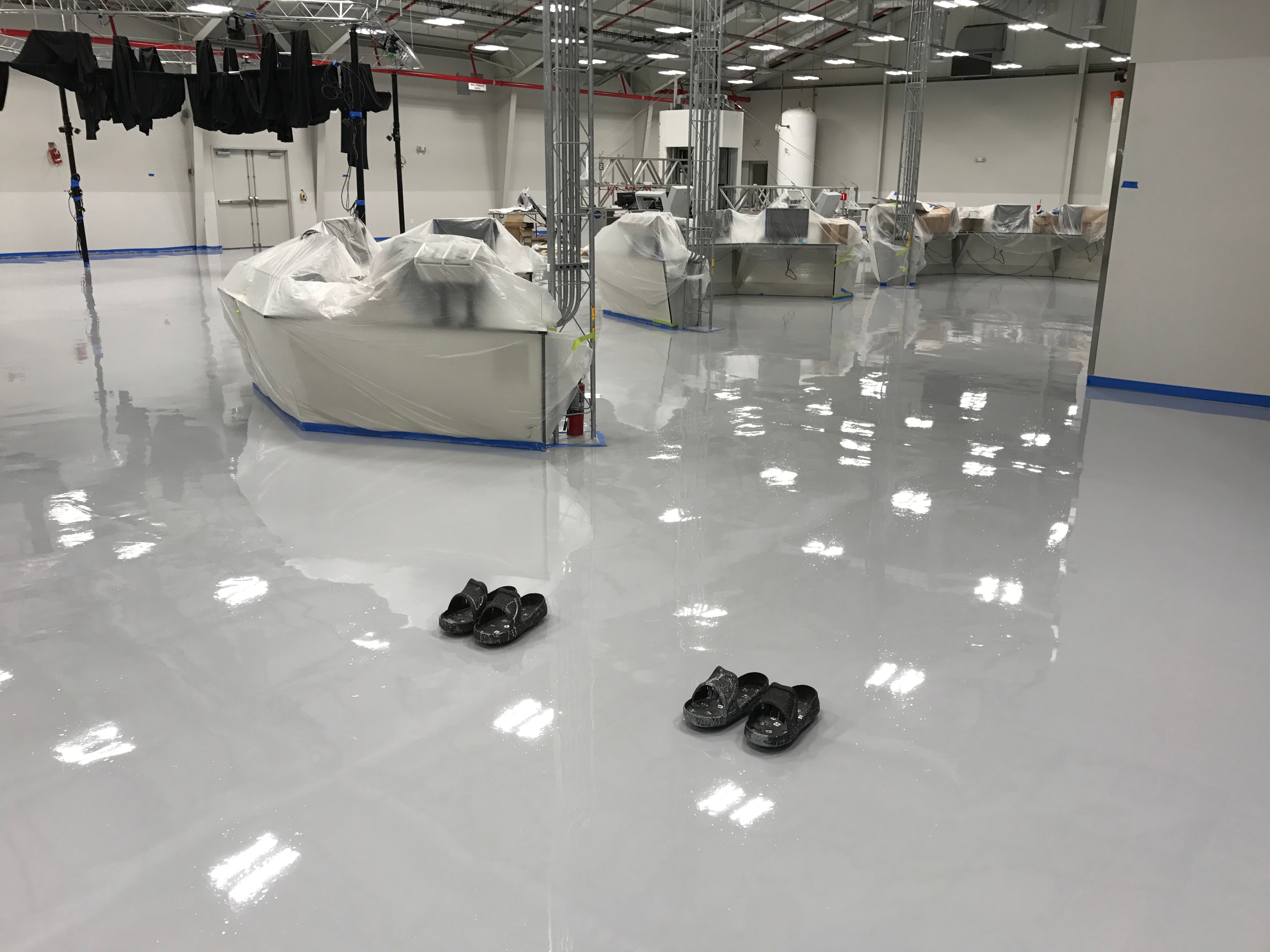 Epoxidharzböden: Die perfekte Wahl für Design und Langlebigkeit in Neubauten, Altbausanierungen und gewerblichen Projekten